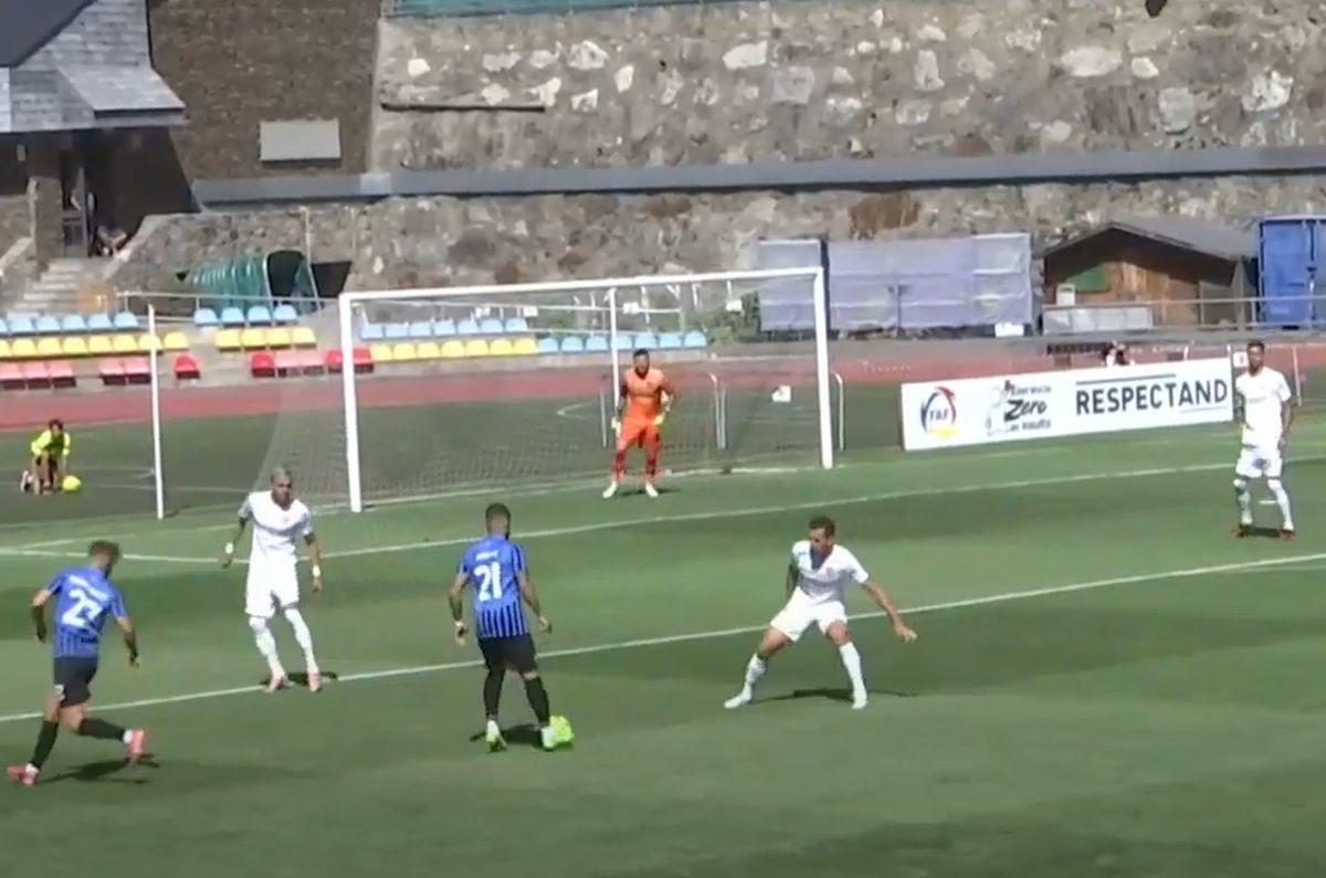 Marea chinuială! CFR, calificare în turul 3 din ECL după un egal rușinos în Andorra » Adversarii au terminat meciul în NOUĂ