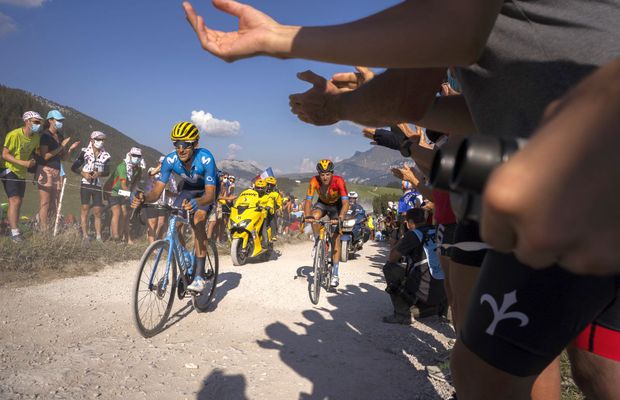 Un Tur al Franței la final: ce s-a remarcat în lupta stelară dintre Tadej Pogacar și Vingegaard