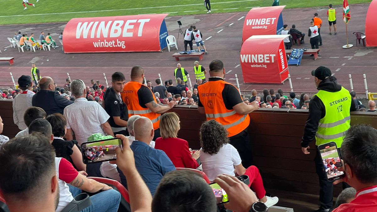 Laszlo Dioszegi i-a enervat pe fanii lui CSKA Sofia