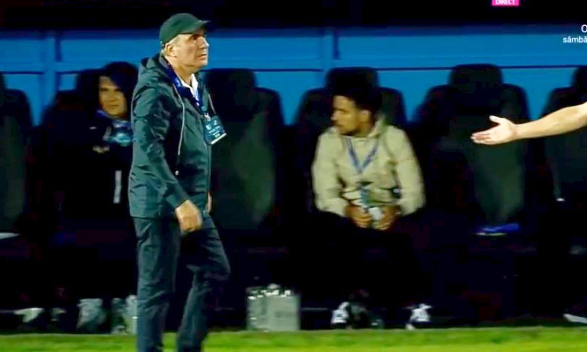 Gică Hagi, un car de nervi în Farul - Urartu / FOTO: Capturi TV @Digi Sport 2