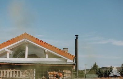 Păreri PEFOC - de ce este coșul de fum din inox alternativa perfectă la sistemele clasice de evacuare din cărămidă?