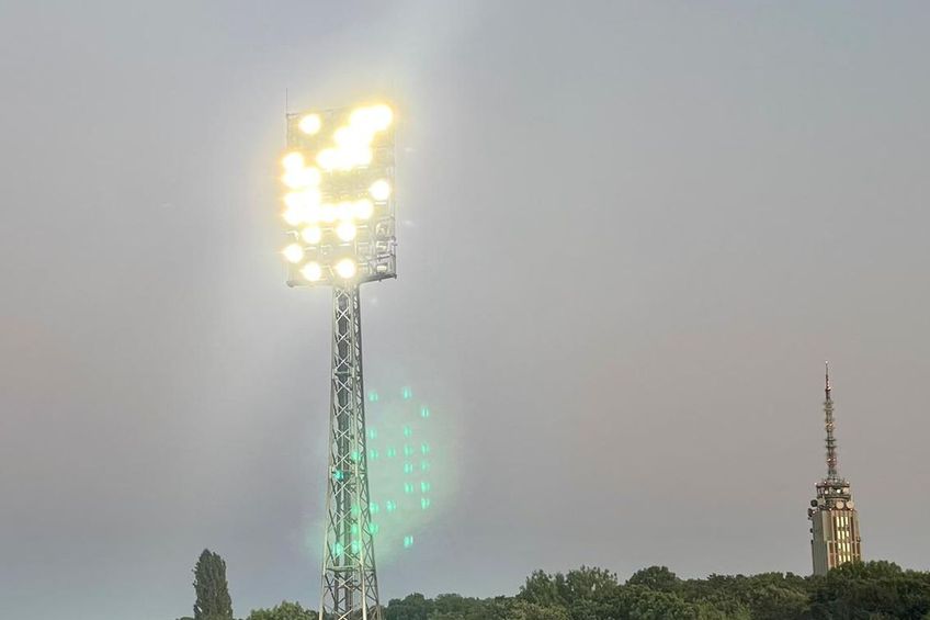 CSKA Sofia - Sepsi » Attila Hadnagy, directorul sportiv al covăsnenilor, e nemulțumit de instalația de iluminat a arenei din Sofia.