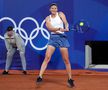 Irina Begu, înfruntând-o pe Iga Swiatek la Jocurile Olimpice / Sursă foto: Imago Images