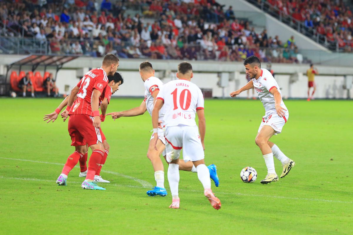 A lucrat la Real Madrid 30 de ani, iar acum urmărește meciuri din Superliga » Pe cine a surprins GSP la Sepsi - Dinamo