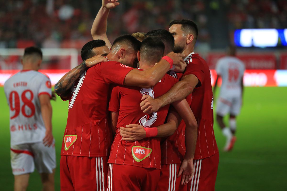 A lucrat la Real Madrid 30 de ani, iar acum urmărește meciuri din Superliga » Pe cine a surprins GSP la Sepsi - Dinamo