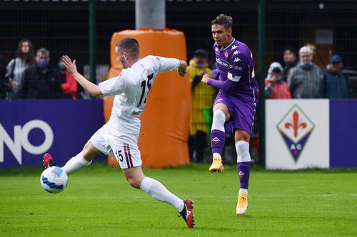 Louis Munteanu într-un meci din 2021 la Fiorentina Primavera / Foto: Imago