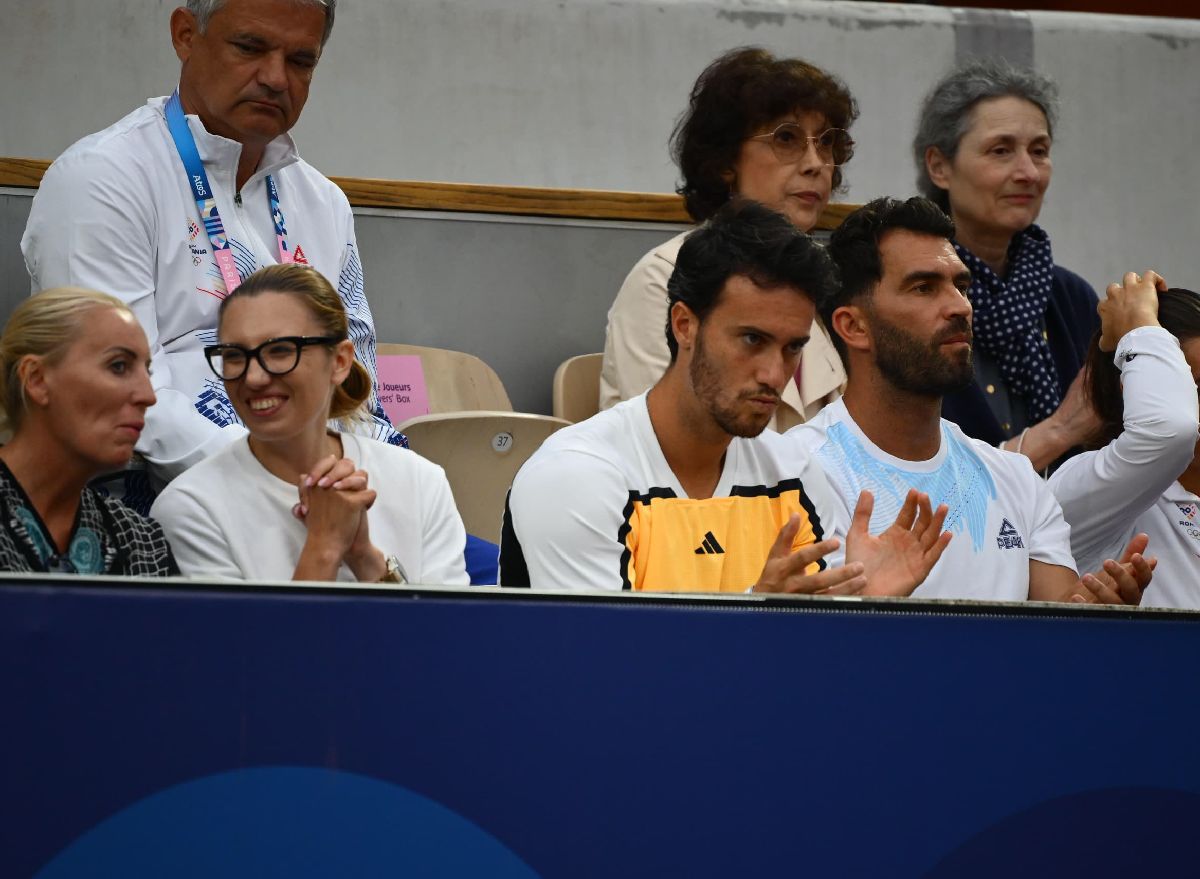 Jaqueline Cristian, victorie MĂREAȚĂ pe legendara arenă „Suzanne Lenglen” » Debutantă la Jocurile Olimpice, a revenit miraculos în fața favoritei gazdelor! Moment glorios pentru România