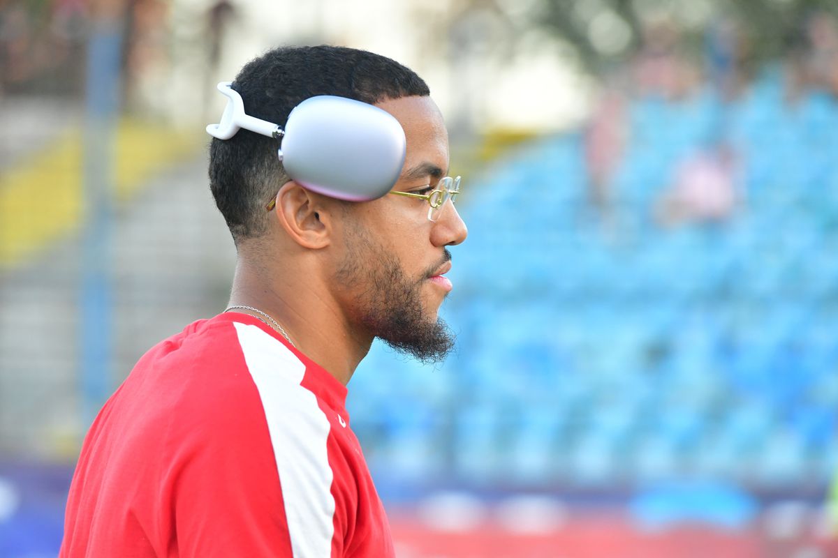 Scandal monstru la vestiare, după Oțelul - Dinamo: „Pleacă, în p**a mea, de la clubul ăsta!”