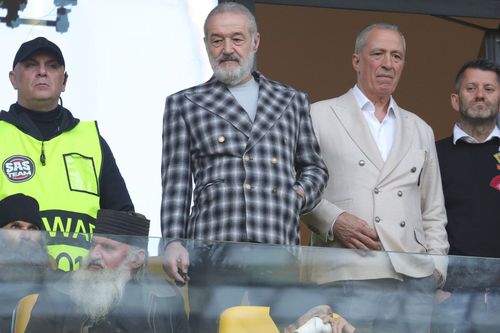 EXCLUSIV Gigi Becali, derapaj la adresa titularului de la FCSB: „S-a făcut sectant. De atunci numai belele, că l-a făcut nevasta...”