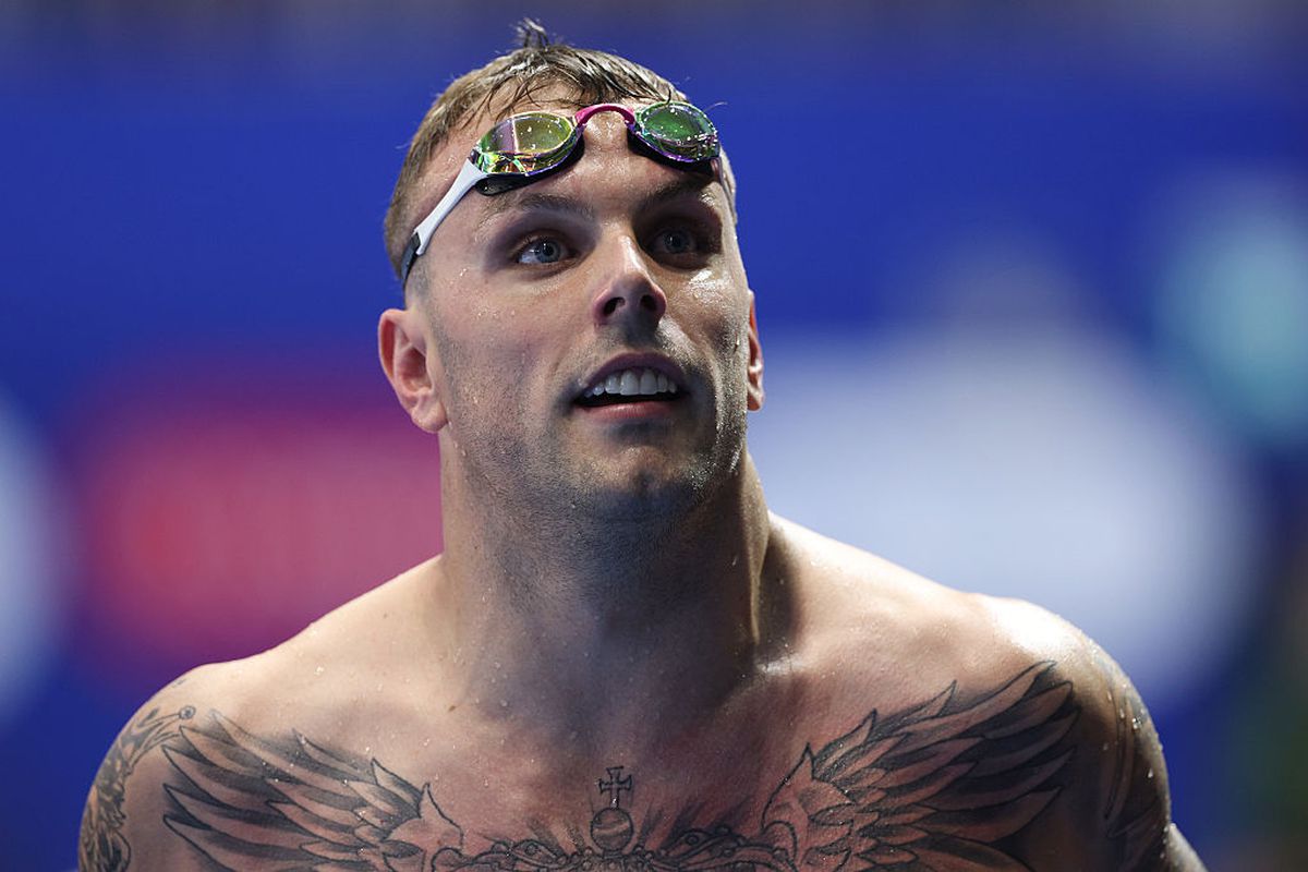 E Pan Zhanle marele rival al lui David Popovici la CM din Singapore? Ștafeta de 4X100 m liber a răsturnat calculele! AUR cu timp inuman