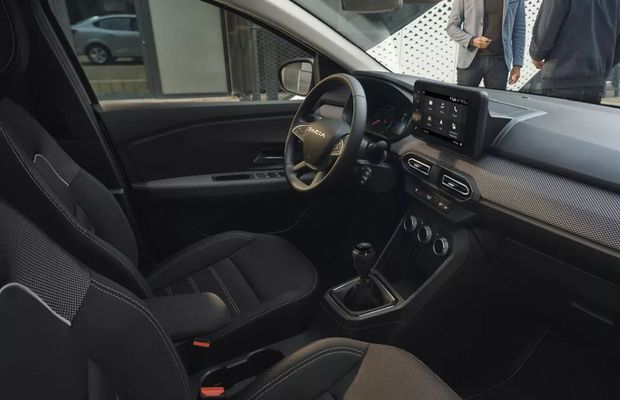 Dacia Logan se schimbă » Cum poate arăta noua versiune a mașinii preferate a românilor