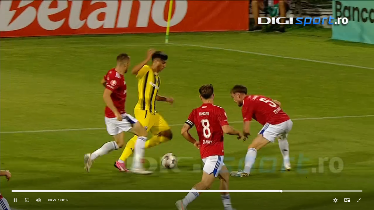Alexandru Musi a solicitat un penalty în Oțelul - Dinamo