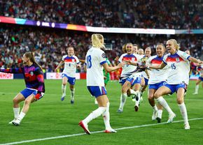 Anglia a produs surpriza și a câștigat finala Campionatului European de fotbal feminin, în fața Spaniei! Balonul de Aur a ratat penalty-ul decisiv