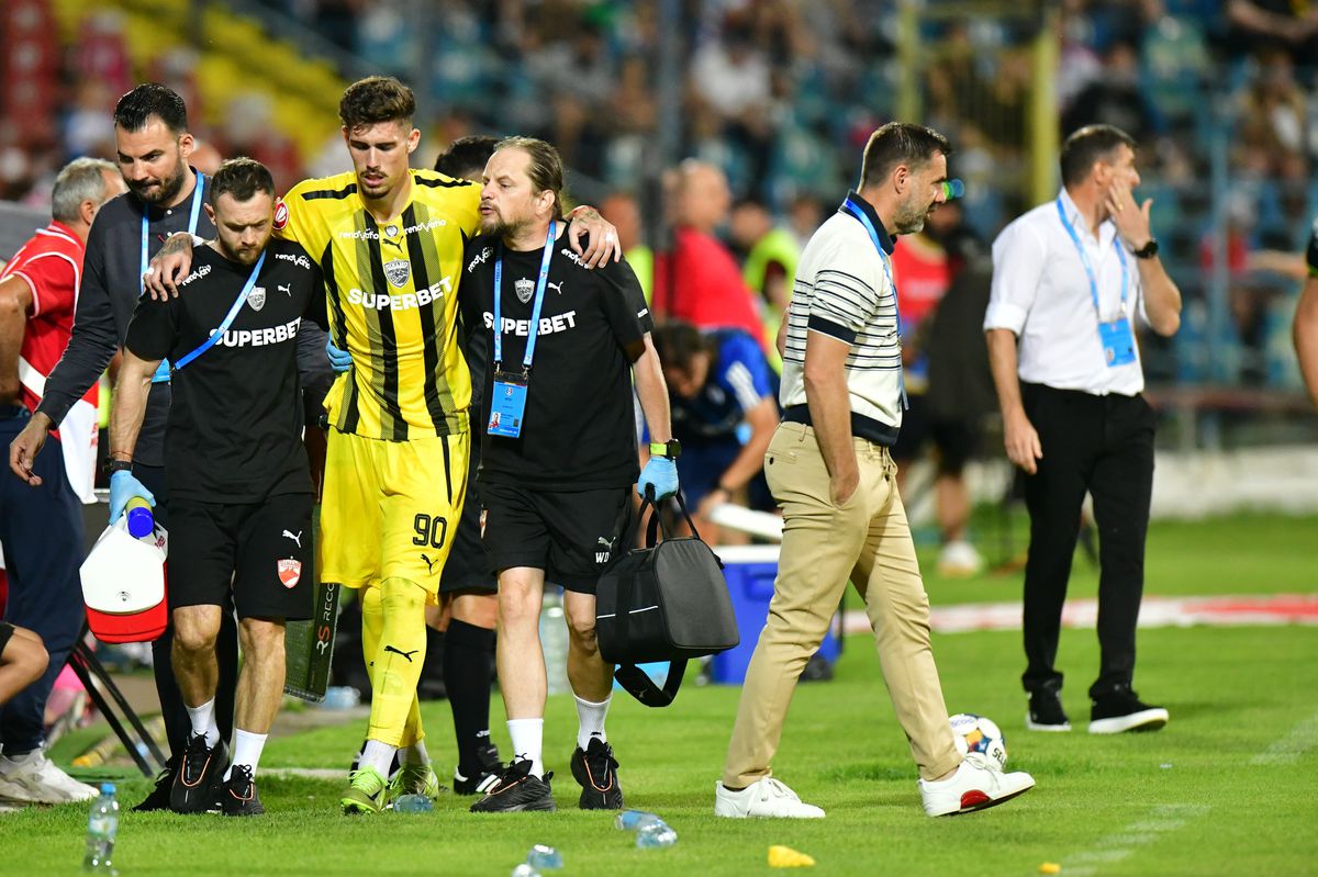 Scandal monstru la vestiare, după Oțelul - Dinamo: „Pleacă, în p**a mea, de la clubul ăsta!”