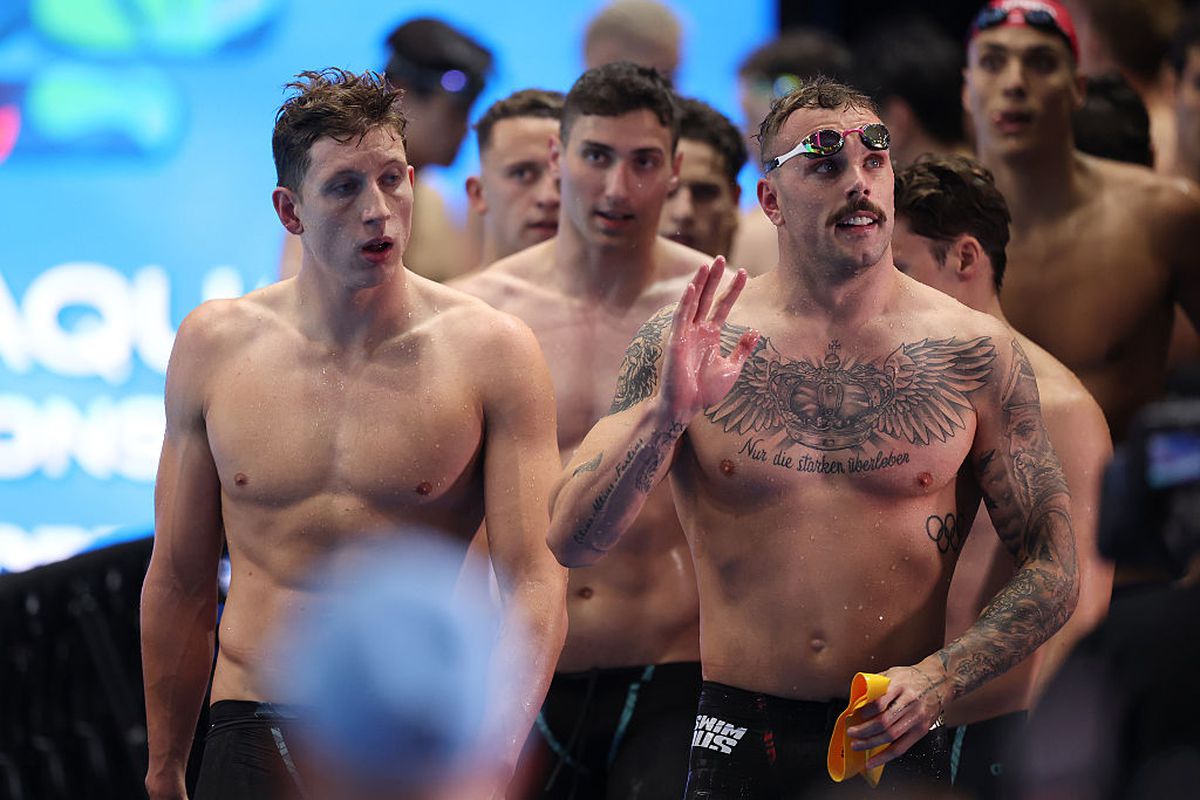 E Pan Zhanle marele rival al lui David Popovici la CM din Singapore? Ștafeta de 4X100 m liber a răsturnat calculele! AUR cu timp inuman