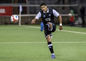 CFR Cluj doživel poraz, medtem ko je njihov evropski tekmec Lugano prav tako neslavno začel sezono