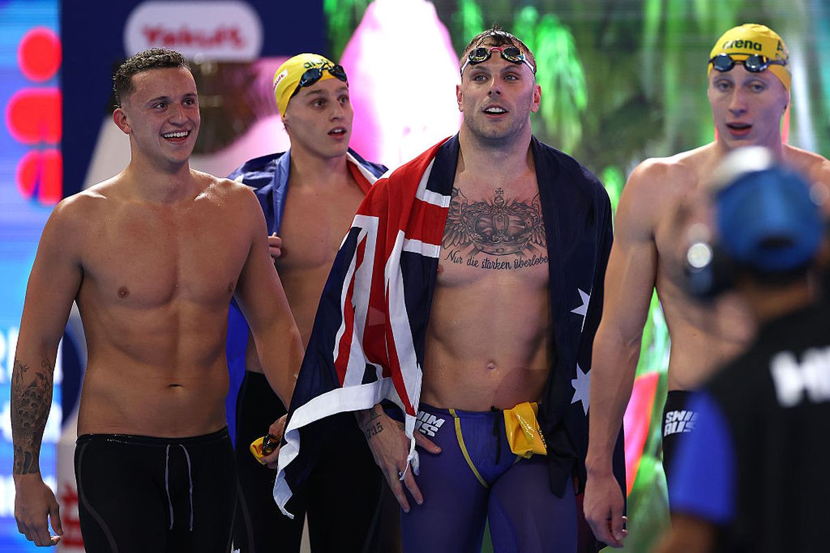 E Pan Zhanle marele rival al lui David Popovici la CM din Singapore? Ștafeta de 4X100 m liber a răsturnat calculele! AUR cu timp inuman