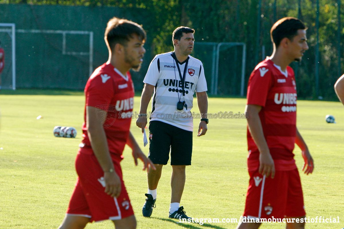 DINAMO, antrenament Contra