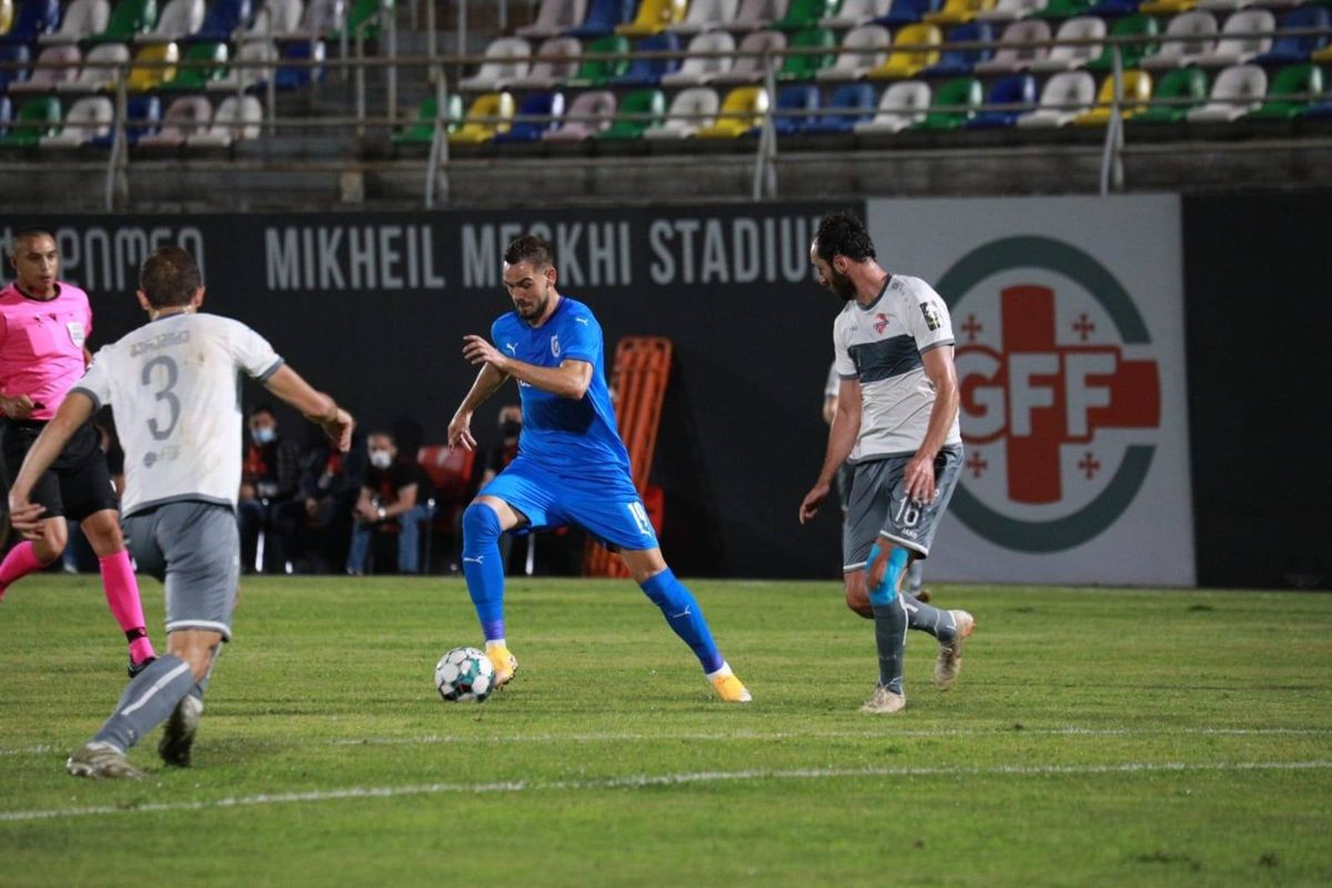 O fostă glorie a Craiovei a dat de pământ cu fotbaliștii lui CS U: „Dureros e că i-au scos niște neica-nimeni. Plângeau și găinile din curte de ciudă!”