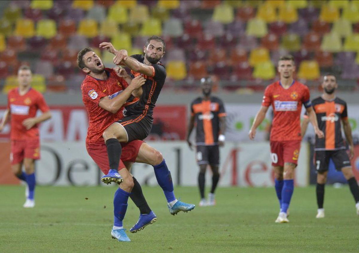 FCSB - Shirak 3-0. Echipa lui Toni Petrea trece mai departe prin golurile lui Darius Olaru, Florin Tănase și Alex Buziuc