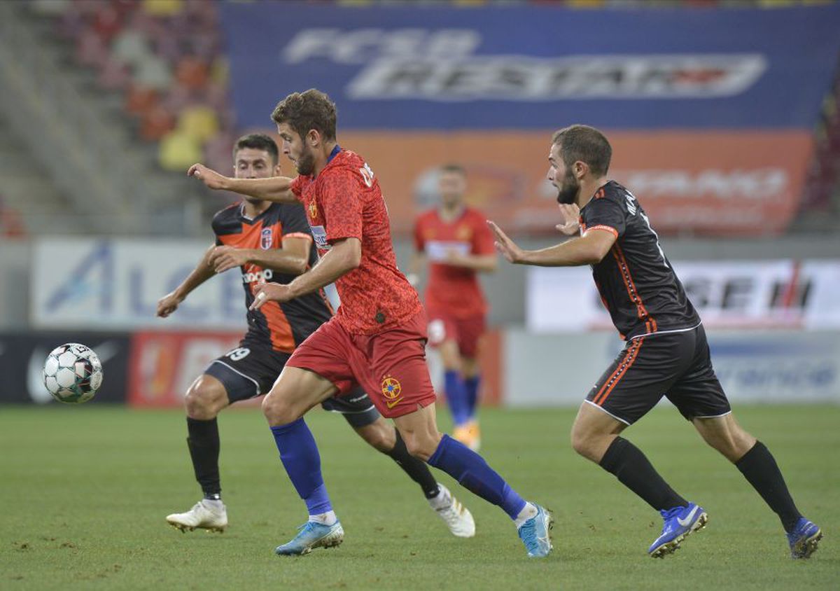 FCSB - Shirak 3-0. Echipa lui Toni Petrea trece mai departe prin golurile lui Darius Olaru, Florin Tănase și Alex Buziuc