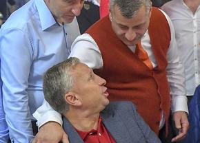 Ce se întâmplă ACUM la CFR Cluj: patronul Varga, ședință la club cu jucătorii +  e așteptat și Dan Petrescu