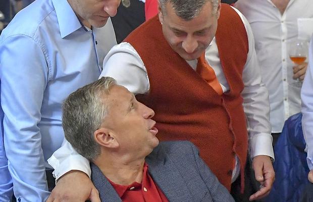 Ce se întâmplă ACUM la CFR Cluj: patronul Varga, ședință la club cu jucătorii +  e așteptat și Dan Petrescu