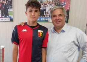 Genoa a mai transferat un fotbalist român de mare viitor » Jucătorul a fost prezentat oficial