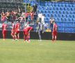 Dinamo a fost învinsă azi de Unirea Dej pe teren propriu, scor 2-3. Ovidiu Burcă, antrenorul „câinilor, nu dezarmează, în ciuda faptului că e contestat de fani.