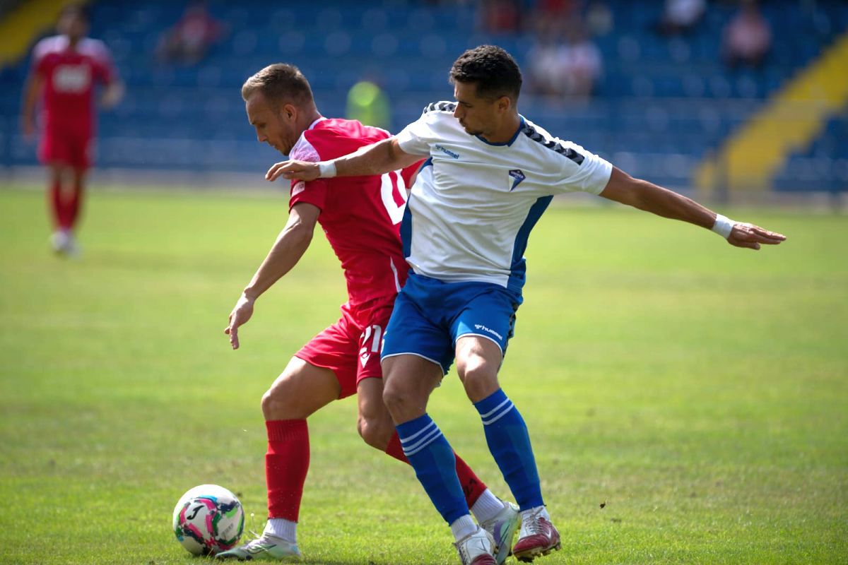 Dinamo - Unirea Dej / Etapa # 4 din Liga 2