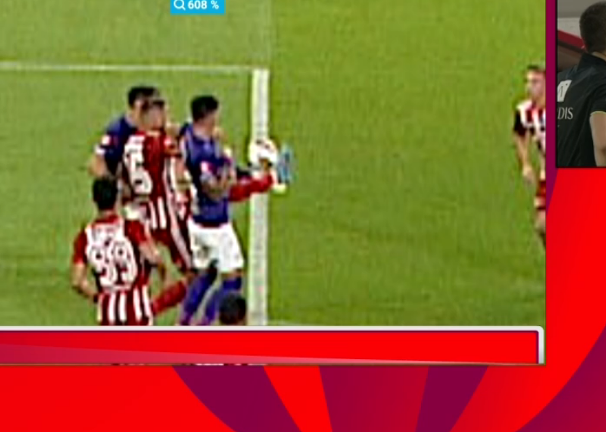 Sepsi - Rapid, întrerupt 6 minute pentru o decizie de arbitraj crucială » De ce a intervenit VAR