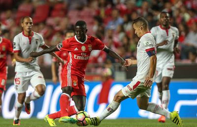 Până la urmă se face » Atacantul remarcat la Benfica vine să ia titlul în Liga 1: „Ne-am înțeles”