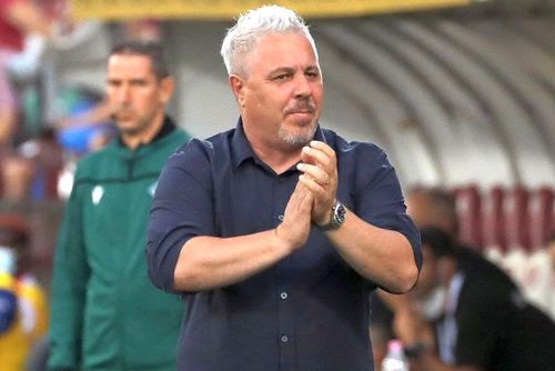 Tehnicianul Marius Șumudică (52 de ani) a oferit o primă reacție în spațiul public, după ce acesta a fost convins de patronul lui FCU Craiova, Adrian Mititelu, să preia banca tehnică a echipei.