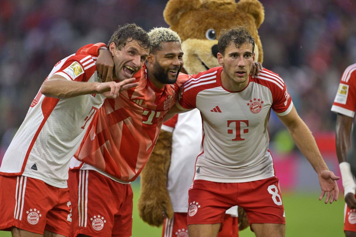 Șefi în Bavaria » Bayern a rezolvat derby-ul cu Augsburg de la pauză