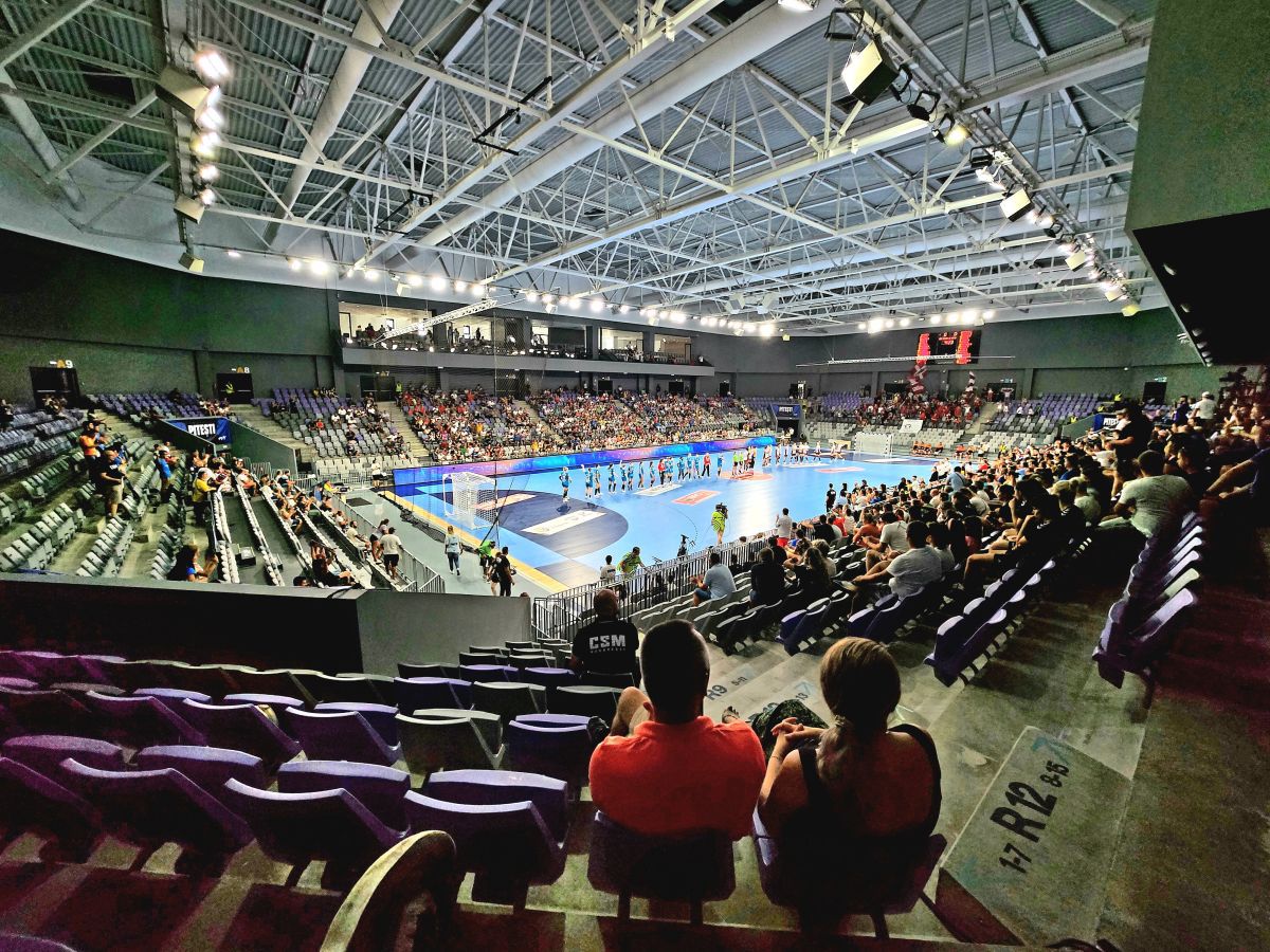 „SIUUUU!” » Cristina Neagu a sărbătorit triumful din Supercupă după modelul lui Cristiano Ronaldo