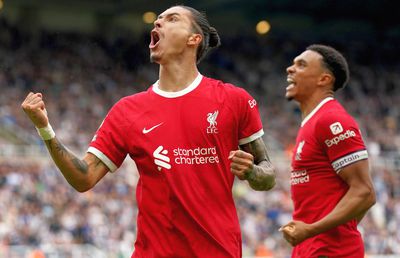 Liverpool, revenire fantastică cu Newcastle, în 10 oameni » Rezerva Darwin Nunez a adus victoria echipei lui Klopp