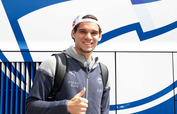 „Hola, soy Ianis” » Hagi jr. s-a filmat și s-a prezentat în spaniolă fanilor lui Alaves + E în lot pentru meciul de luni