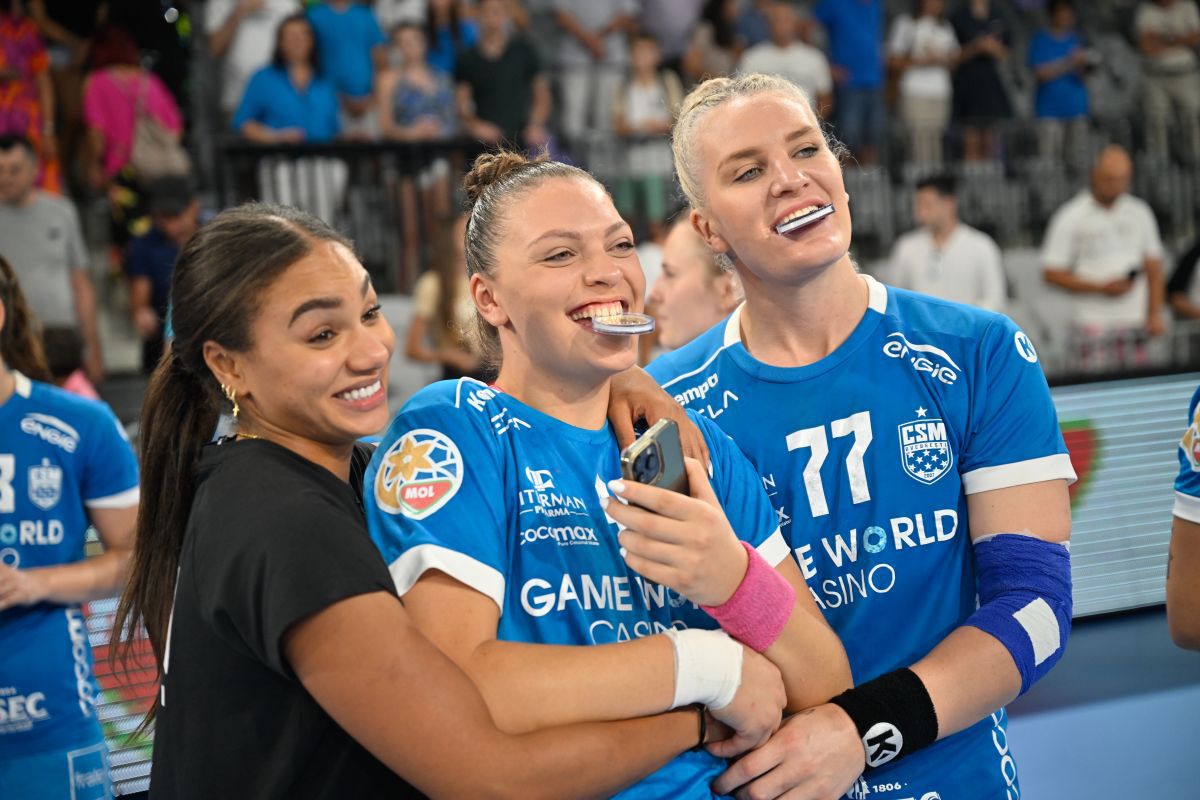 „SIUUUU!” » Cristina Neagu a sărbătorit triumful din Supercupă după modelul lui Cristiano Ronaldo