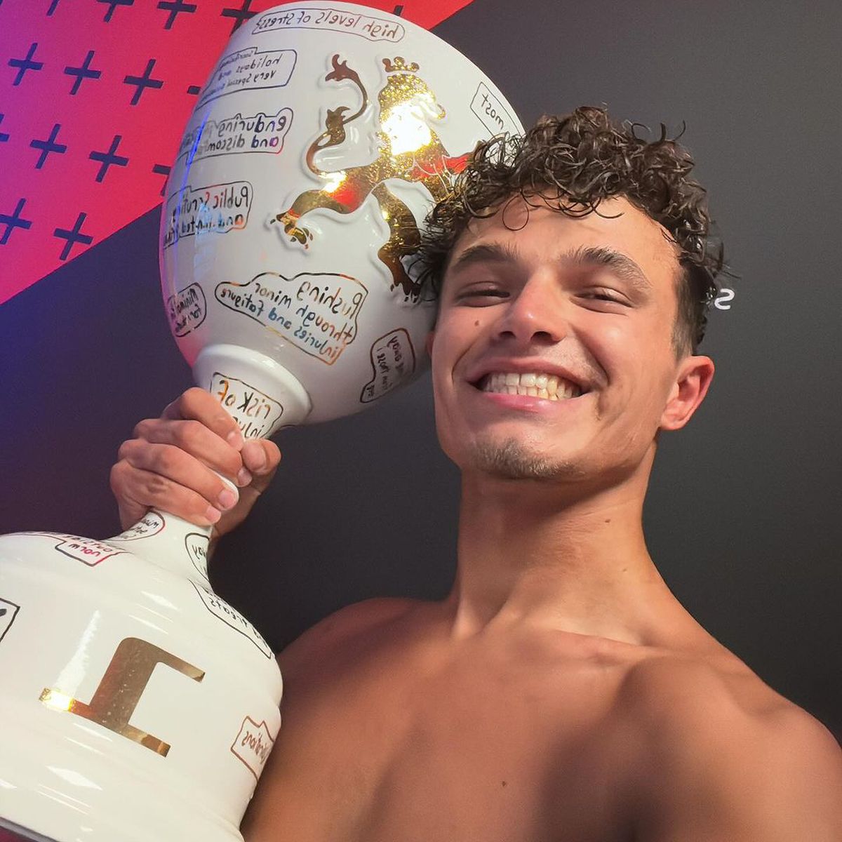 Cine este iubita lui Lando Norris, noul campion mondial din Formula 1 » În trecut, a fost acuzată că și-a înșelat iubitul fotbalist