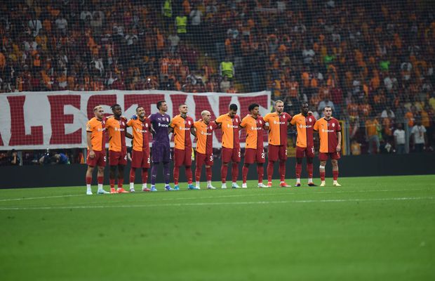 Mesajul incredibil apărut în peluză la un meci din play-off-ul Ligii Campionilor » În situații similare, UEFA a cerut intervenția imediată a organizatorilor