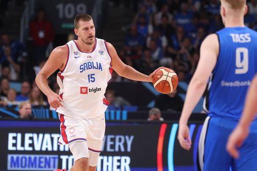 Echipa națională de baschet a Serbiei a învins Estonia în prima zi de la Eurobasket 2025, scor 98-64.