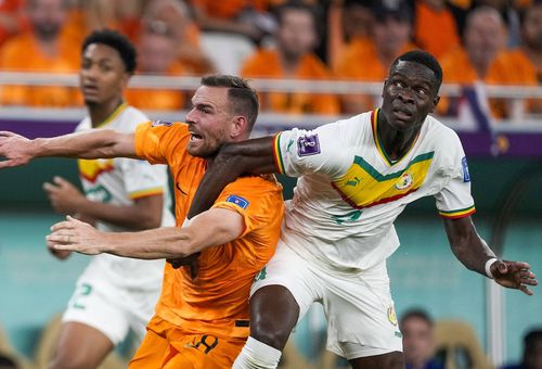 Pape Abou Cisse a jucat pentru Senegal la CM 2022 // FOTO: Imago