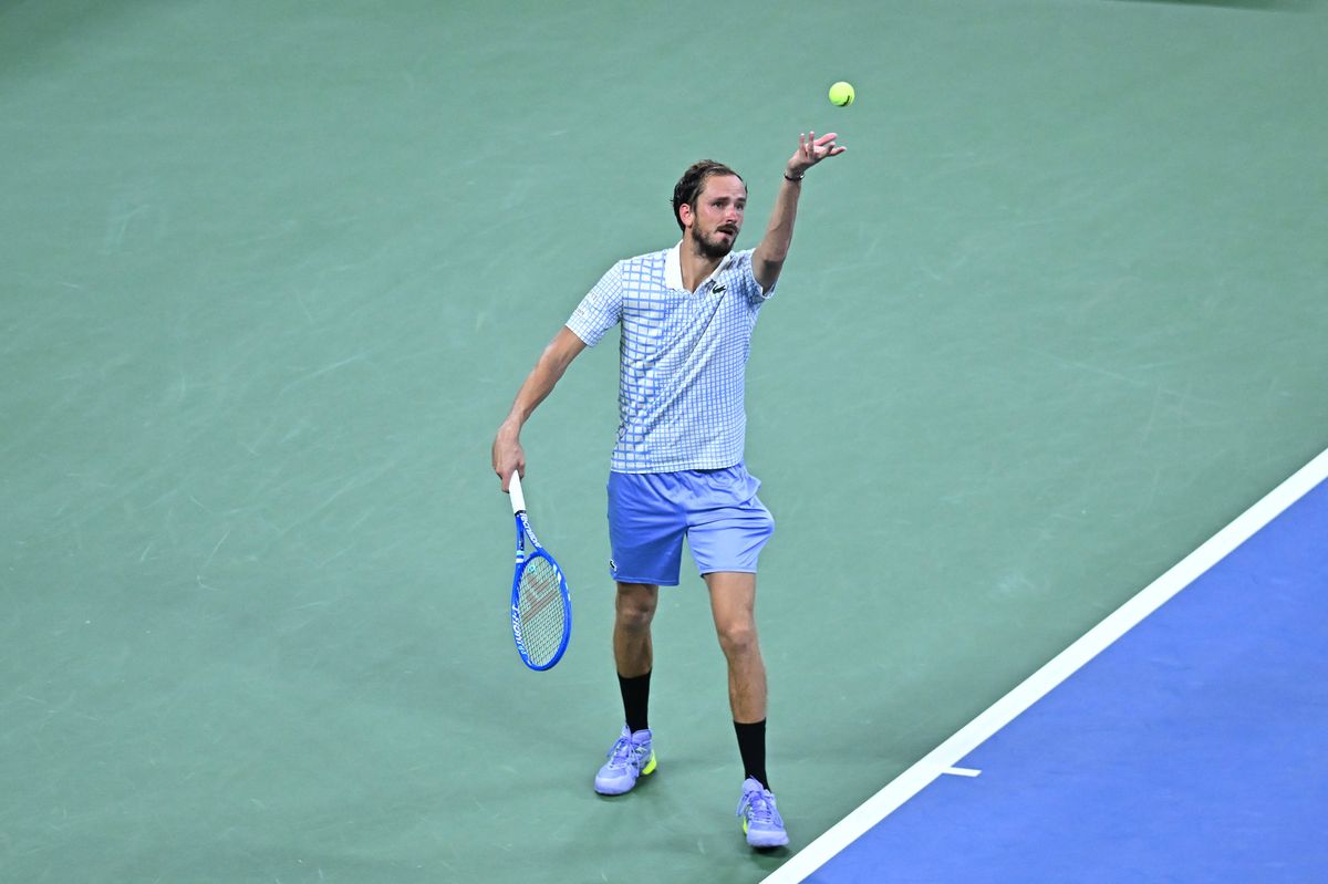 Daniil Medvedev ar putea fi sancționat drastic pentru scandalul de la US Open