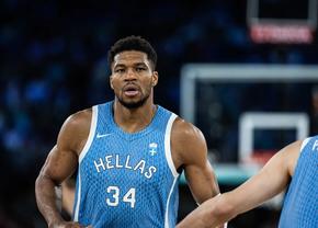 Întrebat cum plănuiește să îl oprească pe Giannis Antetokounmpo, antrenorul Italiei a avut o replică amuzantă: „Un lunetist”
