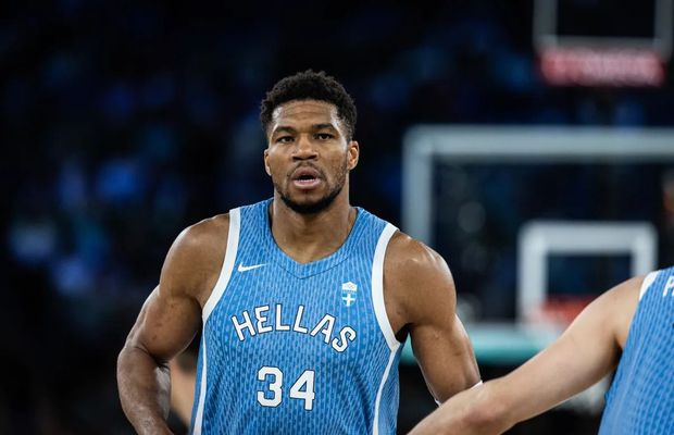 Întrebat cum plănuiește să îl oprească pe Giannis Antetokounmpo, antrenorul Italiei a avut o replică amuzantă: „Un lunetist”