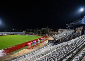 S-au calificat în grupa de Liga Campionilor, dar n-au stadion » Copaci în loc de peluze