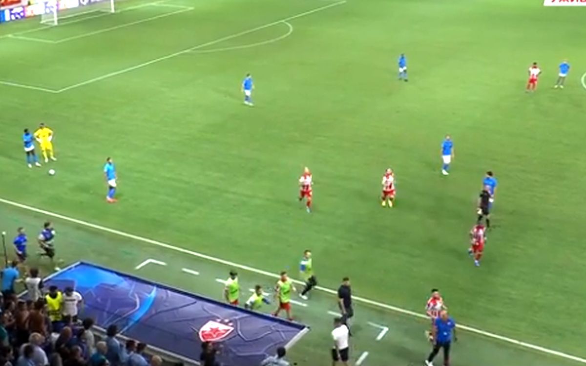 Haos după rezultatul-șoc din Liga Campionilor! Un agent de pază l-a lovit pe fotbalist