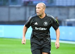 Lovitură de proporții! Mikael Silvestre, câștigător de Champions League, vine șef la clubul din Superliga