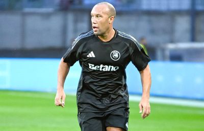 Lovitură de proporții! Mikael Silvestre, câștigător de Champions League, vine șef la clubul din Superliga