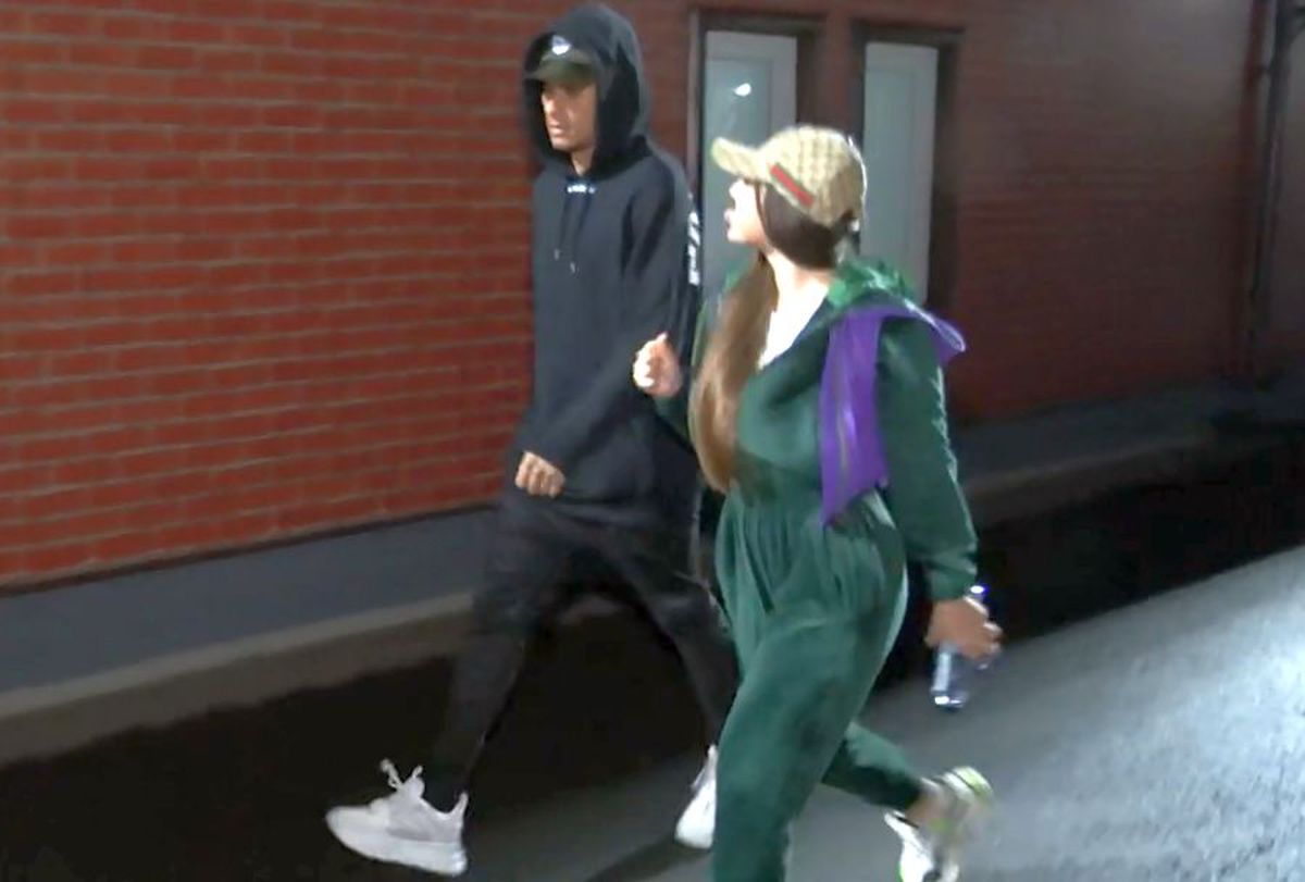 VIDEO+FOTO Ioana Timofeciuc, iubita lui Florinel Coman, a făcut senzație în tribune la Metaloglobus - FCSB